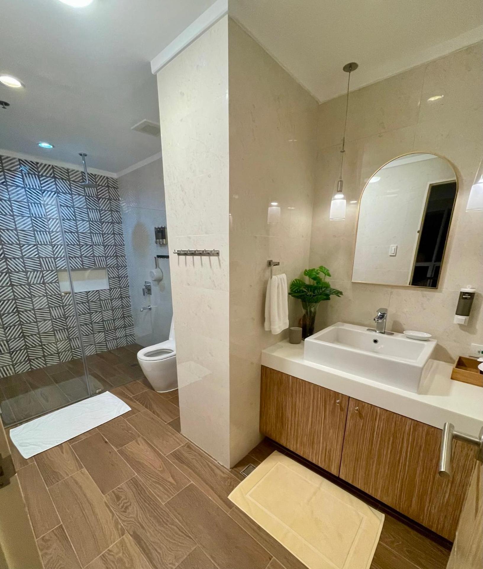 Pico De Loro 2 Bd Garden Loft With Lagoon View Nasugbu Eksteriør billede